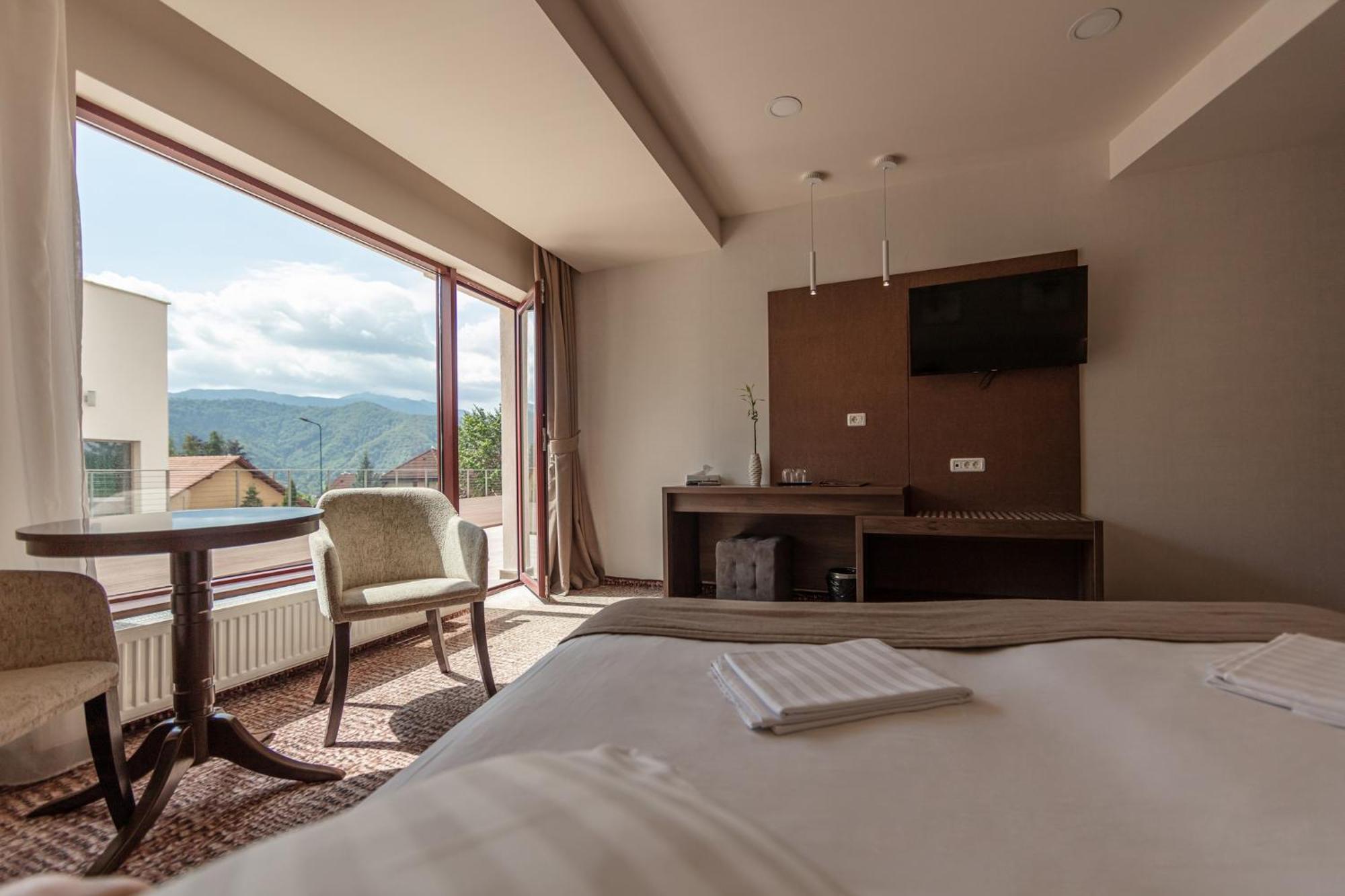 Grand Hotel Belvedere Braşov Eksteriør billede